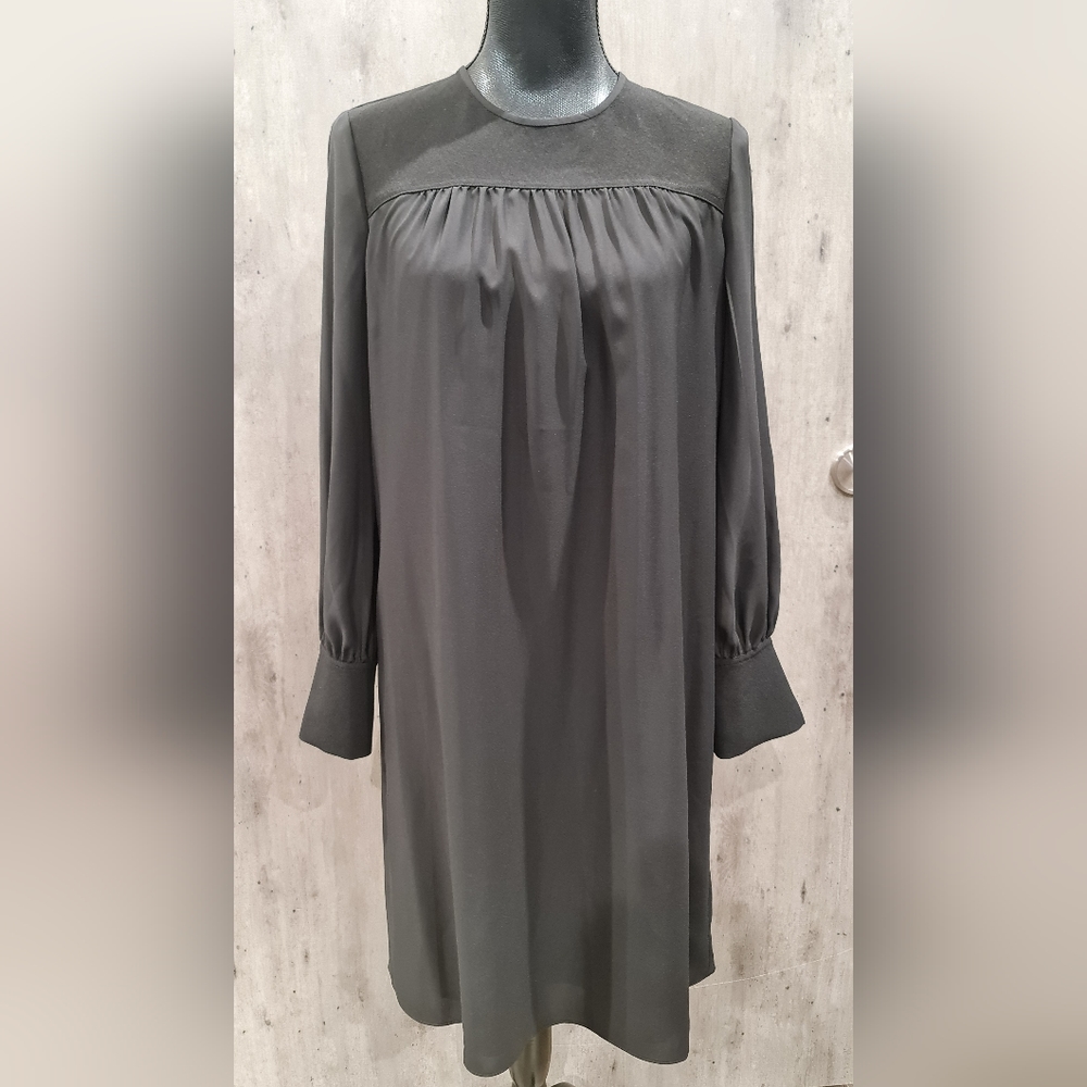 ELIE TAHARI BLACK DRESS SIZE 4 NWT